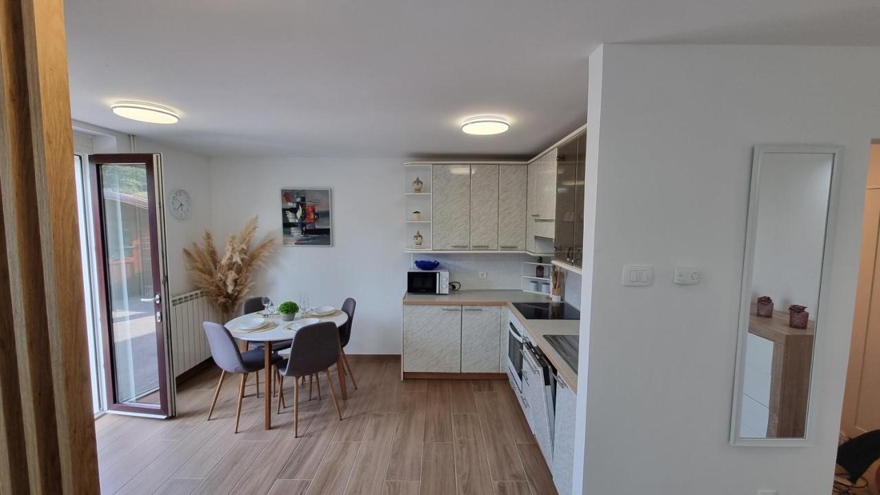Harmony Apartment Копер Экстерьер фото